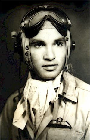 Portrait photograph of RAAF fighter pilot Len Waters in uniform.