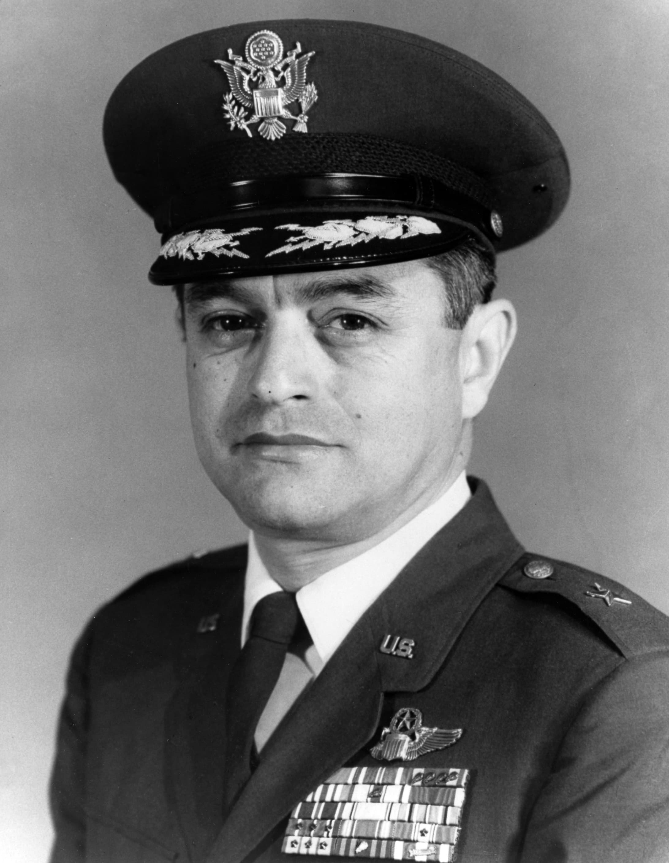 Robert L. "Bob" Cárdenas