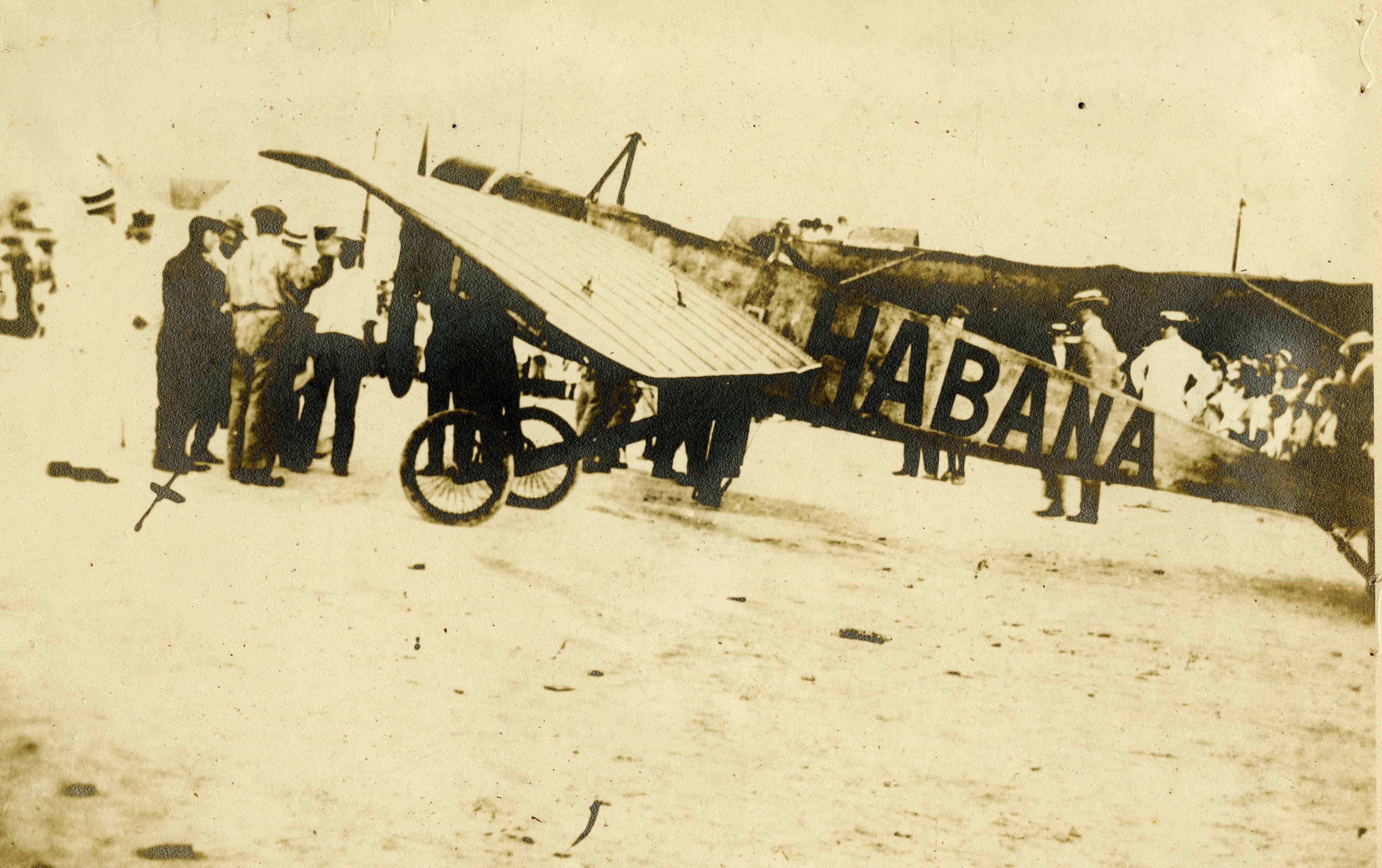 Domingo Rosillo standing beside his airplane in Key West, Florida, 1913, shortly before his historic Key West–Havana flight.